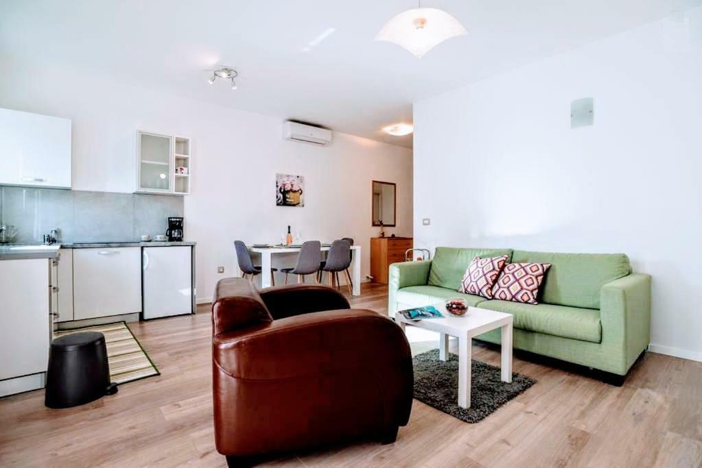 Holiday Apartments Mediterraneo Фунтана Экстерьер фото